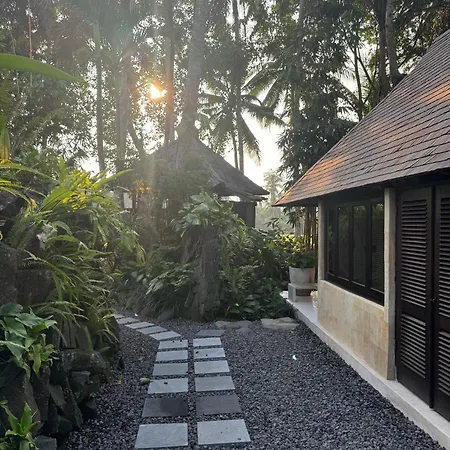 Villa Pantulan Bali Pagetan Exterior photo
